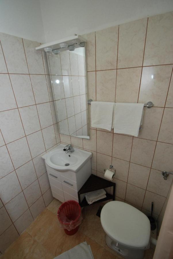 Apartmani Danica กราดัซ ภายนอก รูปภาพ