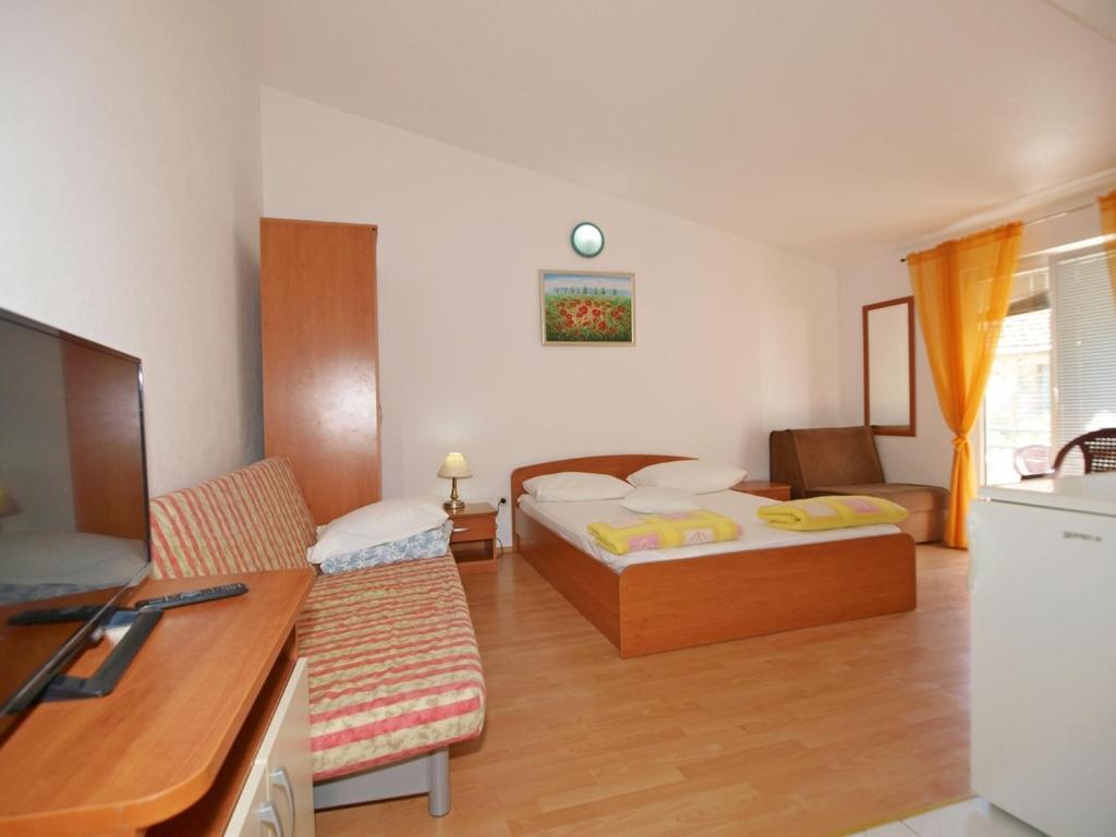 Apartmani Danica กราดัซ ภายนอก รูปภาพ